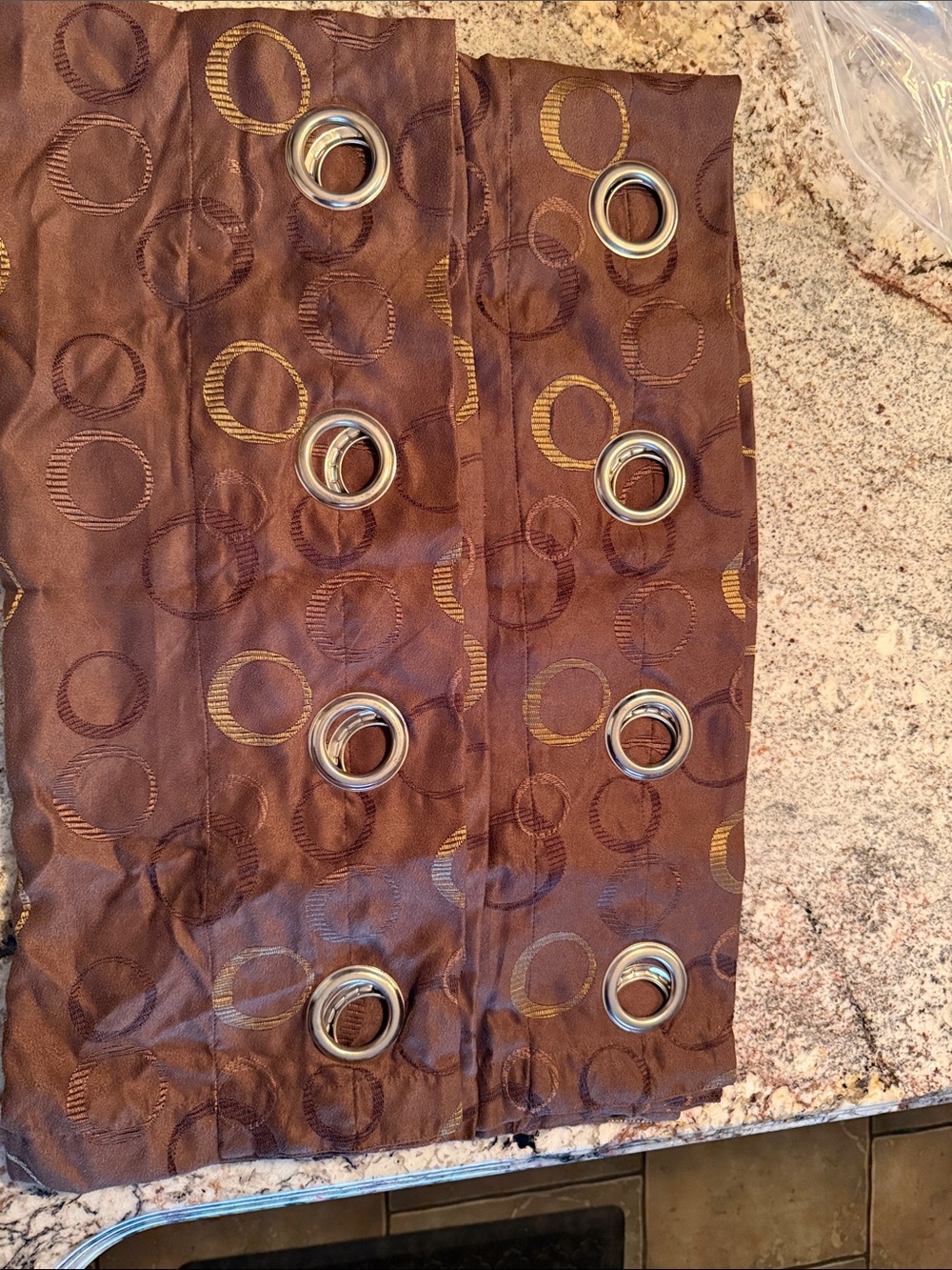 Brown Circle-Pattern Grommet Window Tapestry